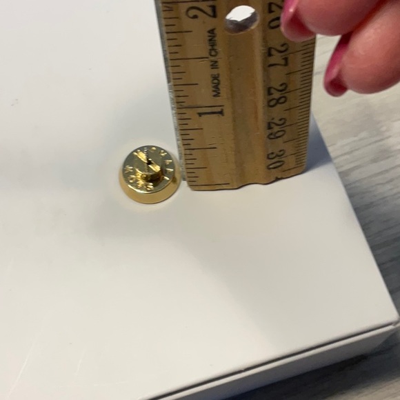 Michael Kors Pink Disc & Pave Crystal Round Gold Tone Stud Pierced Earrings - Picture 14 of 16